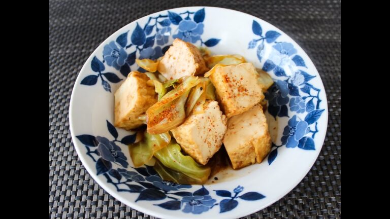 電子レンジ極め鍋　デリキャセ『厚揚げと春キャベツのみそ炒め』