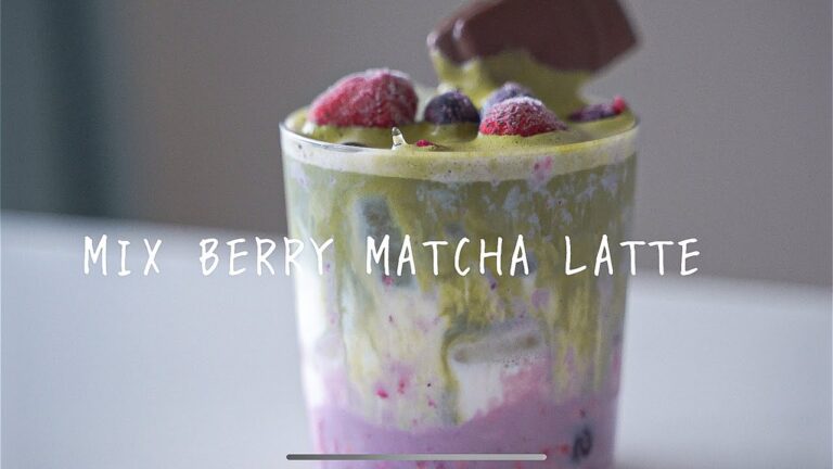 【日本茶バリスタレシピ】MIX BERRY MATCHA LATTE ミックスベリー抹茶ラテ
