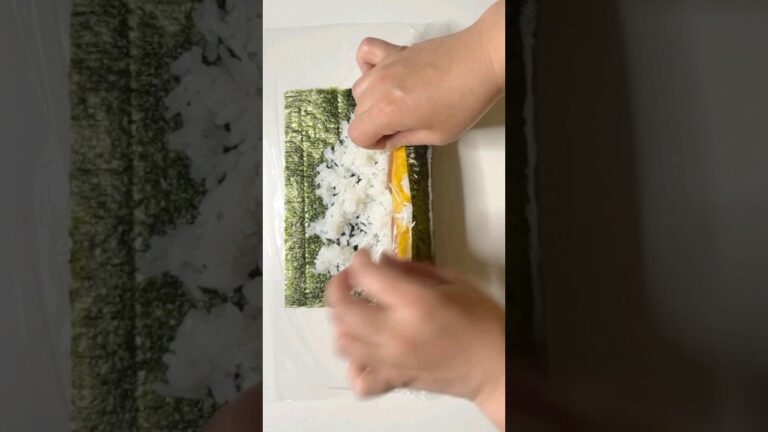 【旦那弁当】片手で食べれてお手軽♪【まきまきおにぎり】卵焼き＆ウインナー #時短弁当 #お弁当 #簡単弁当