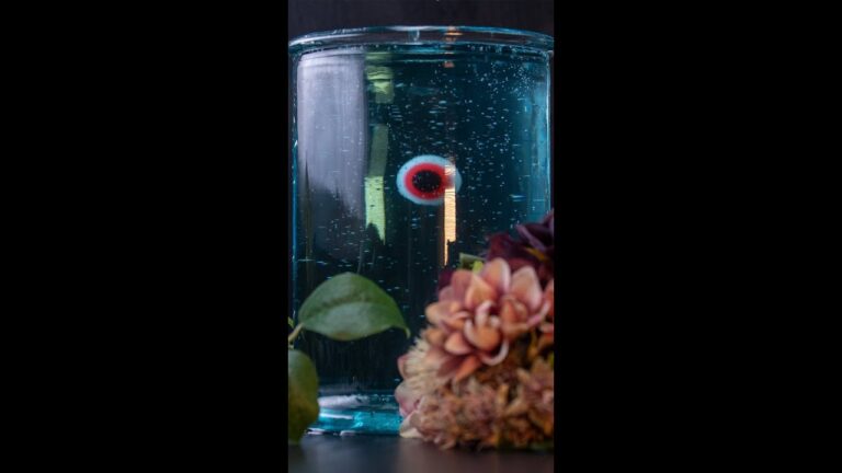 あの緋の目をゼリーで再現♪サイダーと合わせて迫力倍増！ / Eyeball Jelly #Shorts