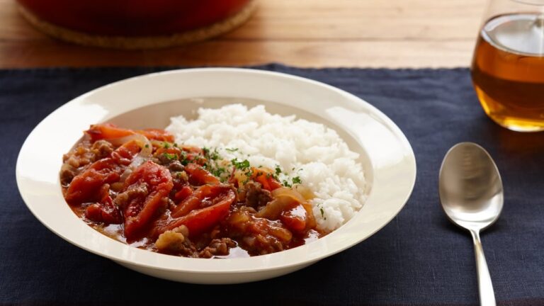 本気野菜トマト「ボンリッシュ」を使ったハヤシライス【サントリーフラワーズ本気野菜レシピ】