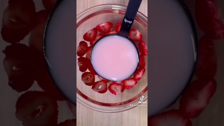 【混ぜるだけ簡単レシピ】いちごオーレでいちごゼリー【冷たいお菓子】