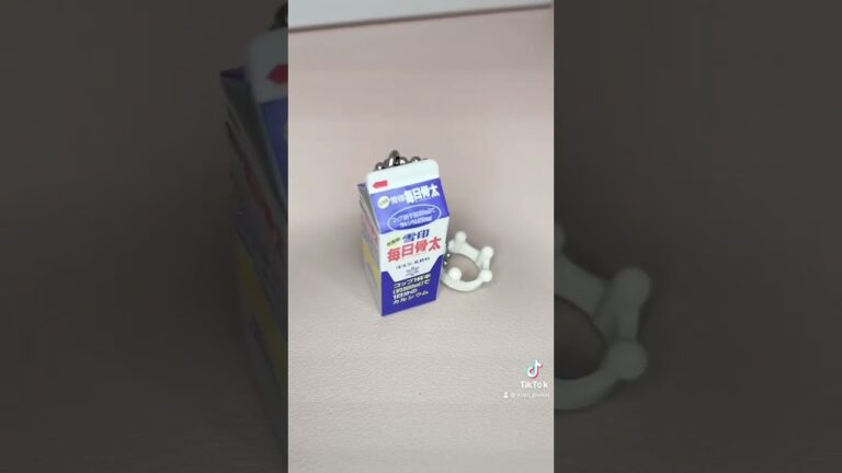 牛乳🥛何につける！？　#ガチャ #ガチャ動画 #開封 #unboxing #開封動画 #kawaii #かわいい #がちゃ #ガチャガチャ
