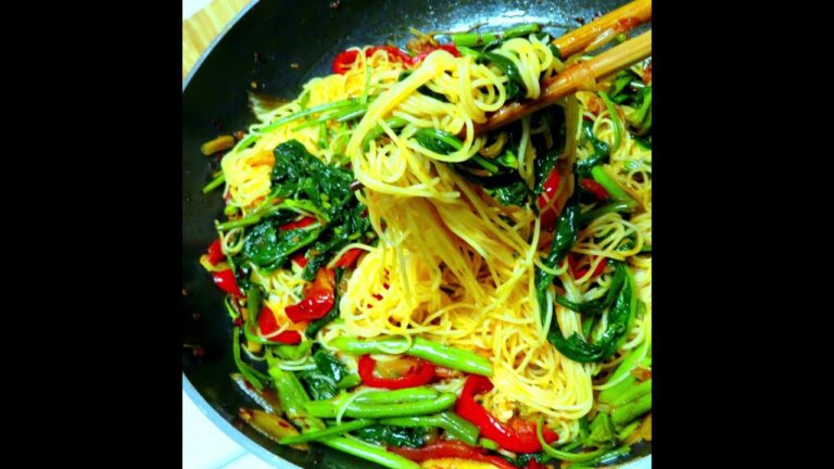 「空心菜のガーリックパスタ」10分でパパっと簡単に作れちゃいます! Kangkung Garlic Pasta