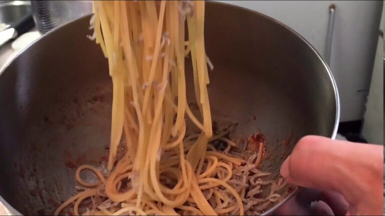 1品.com  梅ちりめんパスタ♪