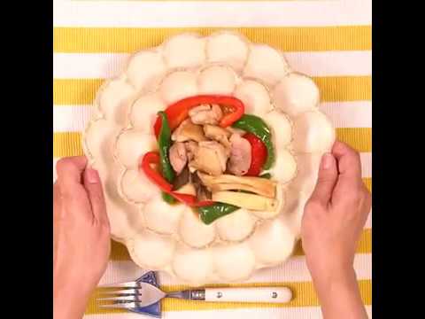 ナッツが良いアクセントに♪  鶏肉とエリンギのピーナッツ炒め ｜ moguna[モグナ]