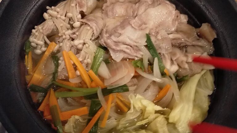 本日の晩ごはん。無添加ナンプラー鍋。