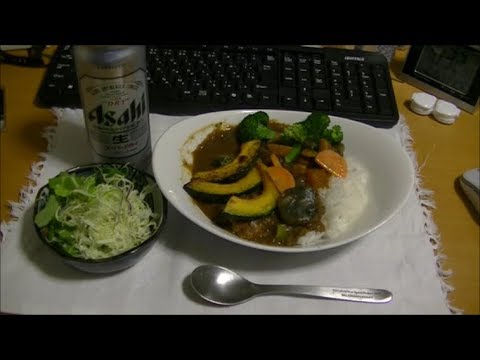 パンツマンのかぼちゃとブロッコリーのカレー。