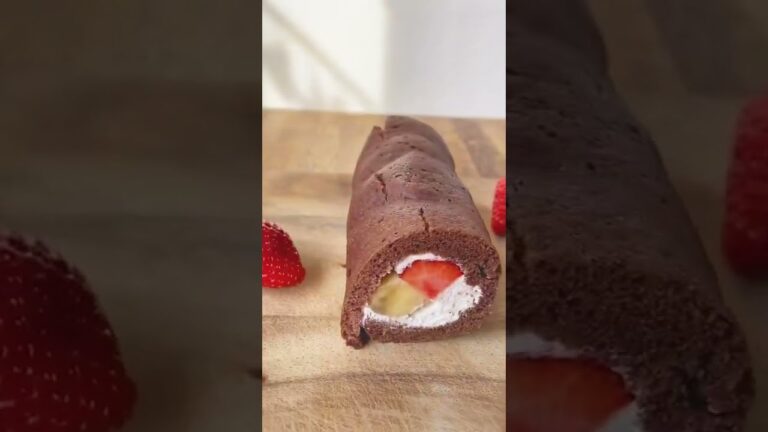 レンジで簡単！ホットケーキミックスで恵方巻きみたいなロールケーキの作り方