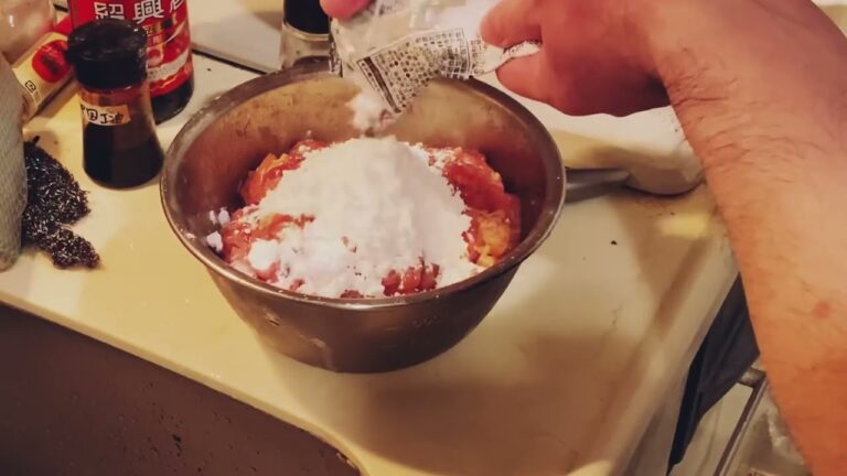 豚肉の仕込み お肉が柔らかくなって下味も付いた状態 中華料理のチャンのやり方です！