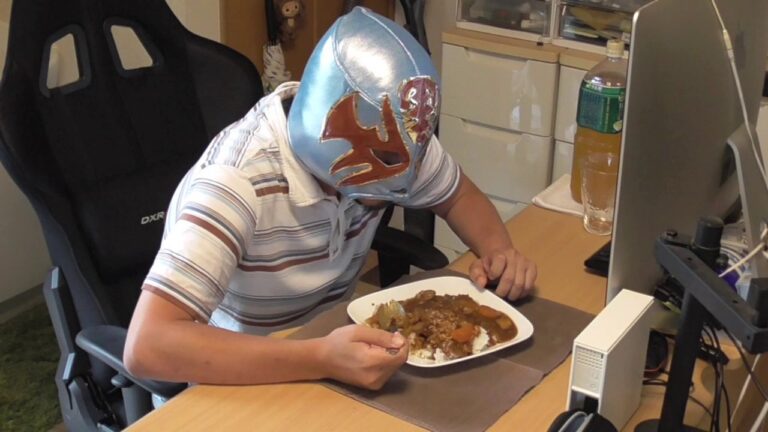 男一匹ズボラ飯05：ゴールデンカレー【バリ辛】