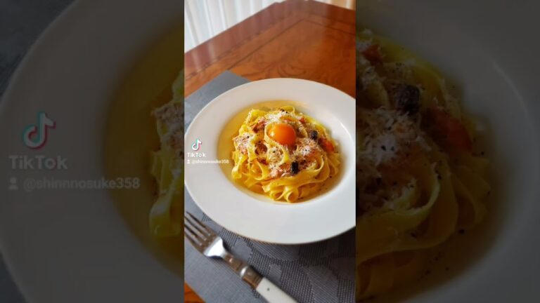 『サーモンカルボナーラ』