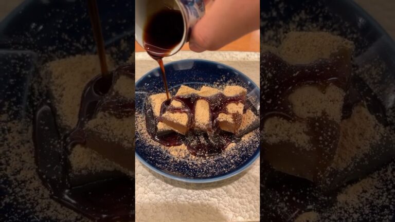 もちもちすぎるわらび餅☕丁度いい甘さの黒蜜が最高！ #大阪グルメ