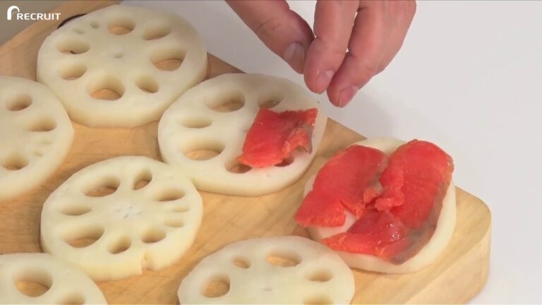 れんこんとスモークサーモンのはさみ揚げの人気レシピ・作り方   素人の味から今日で卒業、家庭で作れるプロの絶品レシピ！ ゼクシィキッチンでかんたん・おいしい