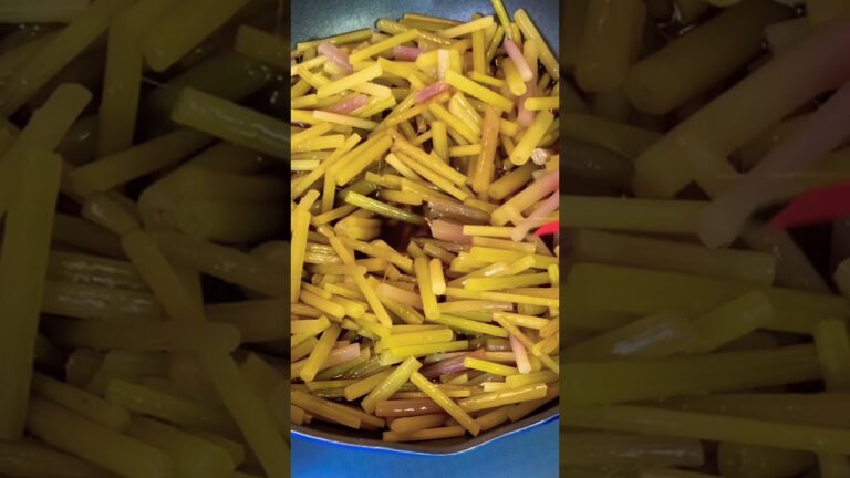 フキの煮物