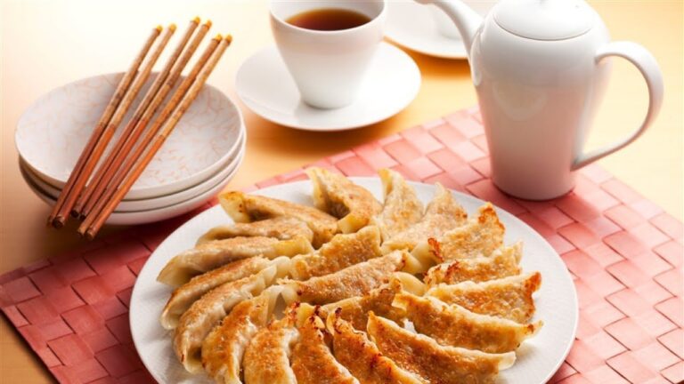 本場中国人料理人も驚いた幻の餃子を作る