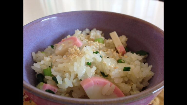 【炊き込みご飯】22.インスタントラーメンの粉とかまぼこの炊き込みご飯