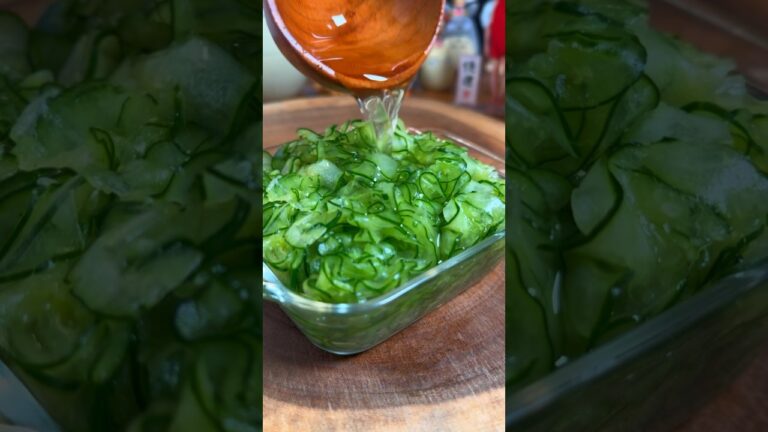 きゅうりを最高に美味しく大量消費する。（材料、作り方はコメントにも詳しく書いてます） #節約 #ダイエットレシピ #作り置きレシピ