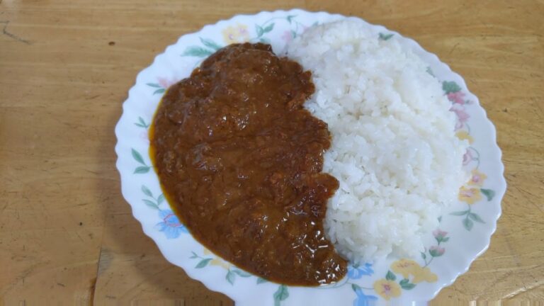 珊瑚礁のキーマカレー食べてみた！