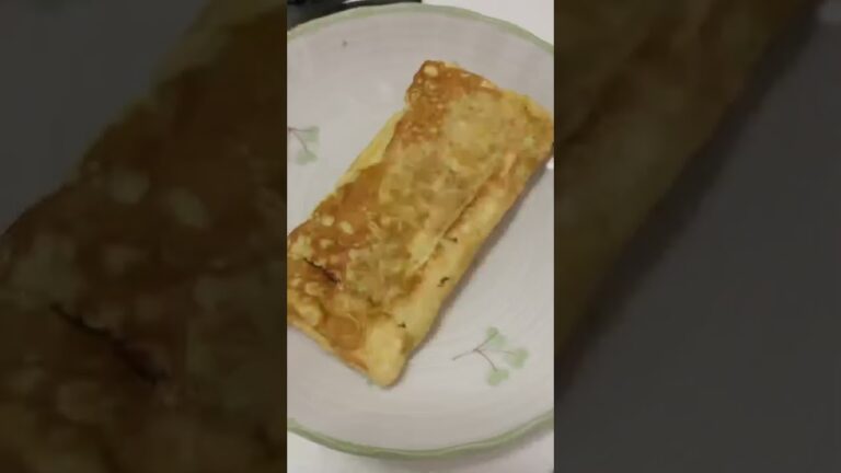 【アレンジ】たまには違う味も！粉チーズ入り卵焼き作ってみた