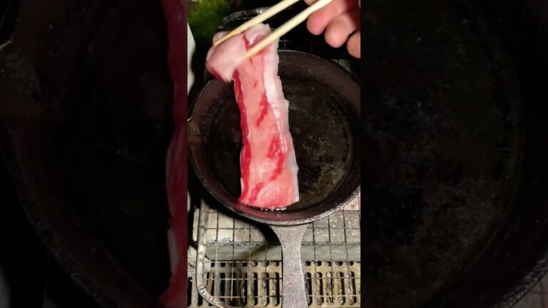 【キャンプ飯】焼くだけ簡単な牛すじのつまみ【200円以下】 #shorts