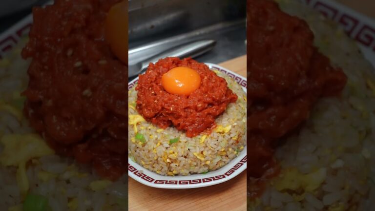 ねぎとろユッケ炒飯
