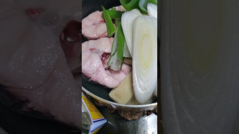 【今日の〆ごはん】サメ3種①準備　どれが美味しいでしょうか？　さめ、初めて　#Shorts