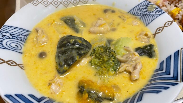 （ある日の夕食）かぼちゃたっぷりクリームシチュー