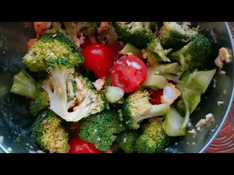 【minivlog】ブロッコリーとトマトのサラダを作った日。