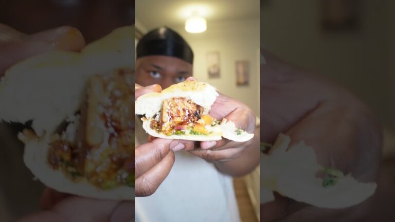 How does my Pork belly Banh mi look #banhmi  #vietnamesestreetfood #sandwich