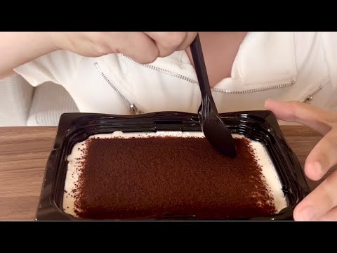 【ASMR,Mukbang】とろけるティラミスを食べる！Creamy Tiramisu Eating Sounds 티라미수 먹방 ASMR | 노토크 달콤한 소리