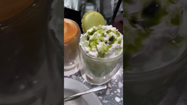 【THE LIVELY BAR】お洒落な韓国風カフェバー☕️🍰🌿