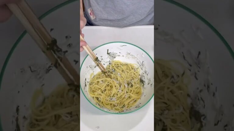 大葉とシラスの和えるだけパスタの作り方♪#shorts#shokenママ#大葉とシラスの和えるだけパスタ