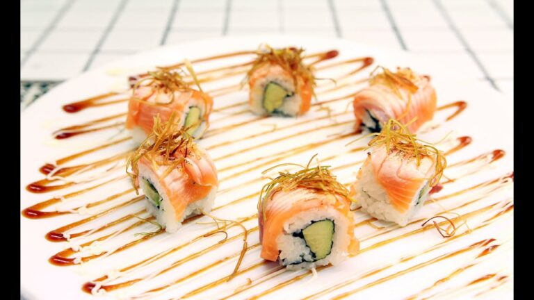 How to make Salmon Wrap Sushi 炙りサーモン巻き鮨