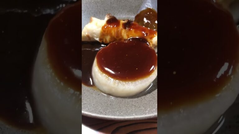 味噌おでん、美味しい。平均年齢、50歳以上の小料理屋。