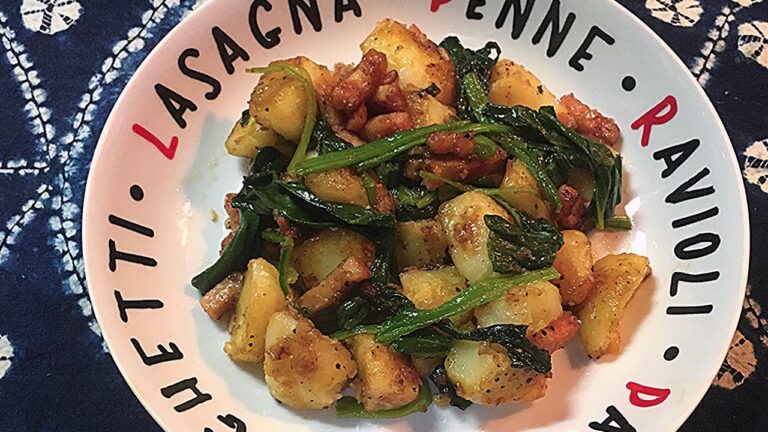 【晩酌】じゃがいもとほうれん草のバター醤油ソテー【冷蔵庫整理】