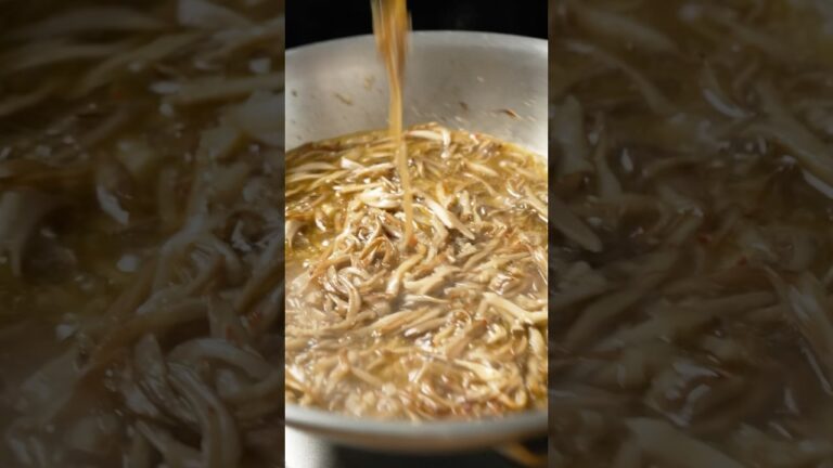 舞茸を割いて麺類にする方法。#shorts
