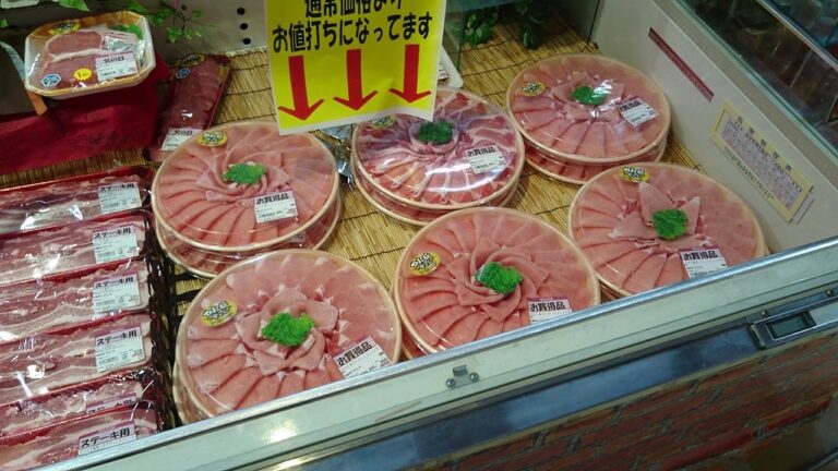 小牧市　食品スーパー　やまと豚米らぶロース薄切り