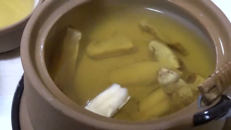 松茸の土瓶蒸し