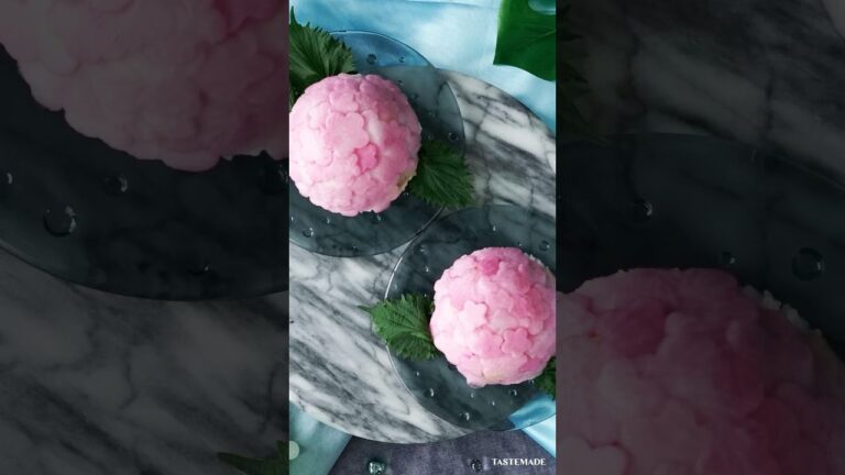 【食べられる紫陽花!?】ゆかり大根で作るドームご飯が尊すぎる…💠💜