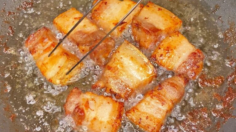 角煮を超える角「揚げ」の衝撃的な旨さ。角煮より簡単で素揚げして肉のうまみたっぷり凝縮