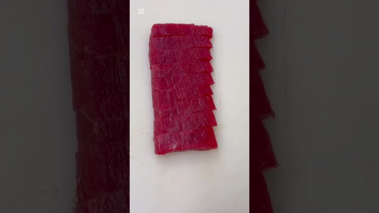 生マグロのユッケ