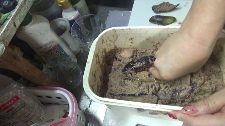 鶏もものおろしポン酢チーズ炒めと捨てるものできんぴらづくり☆