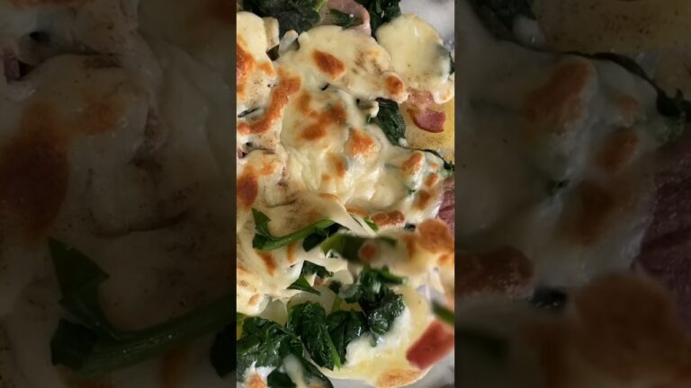 ほうれん草とベーコンのじゃがいもグラタン🥔 #簡単美味しいspinach and bacon gratin