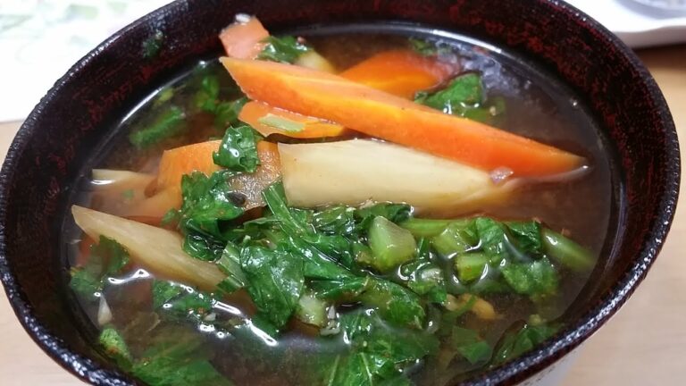 肉なしユッケジャンスープ【シマいリス 韓国料理】