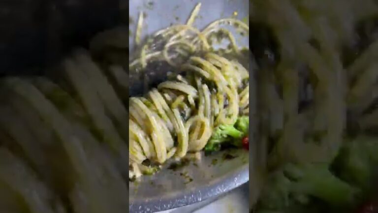 海苔のペペロンチーノうますぎぃぃ#shorts #pasta #パスタ #food