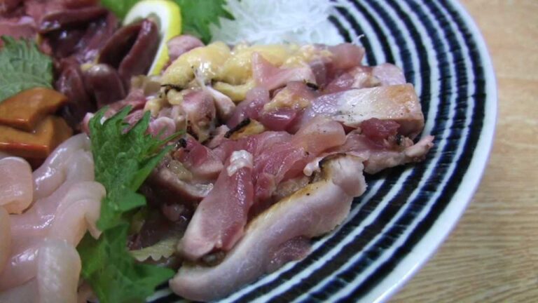 日田新聞 ラブ鳥料理 見つかる？新たな名物