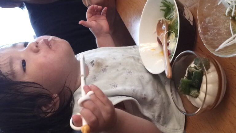 ぷーさんのおはしで麺！