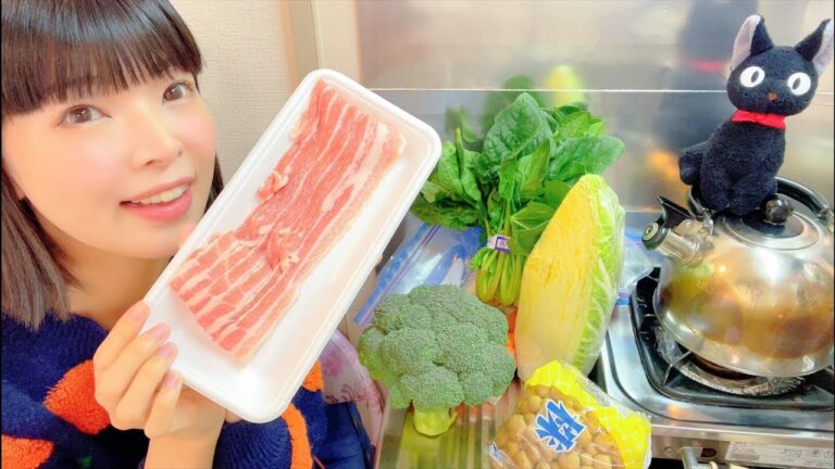 ガッツリ豚バラの蒸ししゃぶで大量の野菜を美味しくヘルシーに消費！ほうれん草の胡麻和えも♡