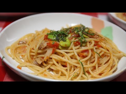 豚バラスライスとプチトマトでアマトリチャーナ！